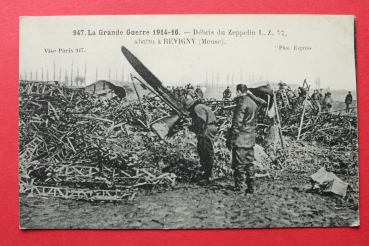 Ansichtskarte AK Revigny 1918 Trümmer Krieg Zerstörung Zeppelin LZ 77 Luftschiff Frankreich France 55 Meuse
